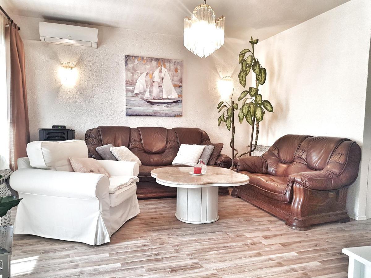 Rijeka Holiday Home Krasica  Екстер'єр фото